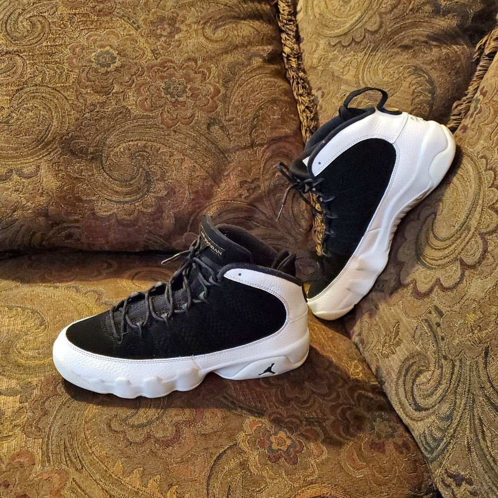 Jordan Retro 9